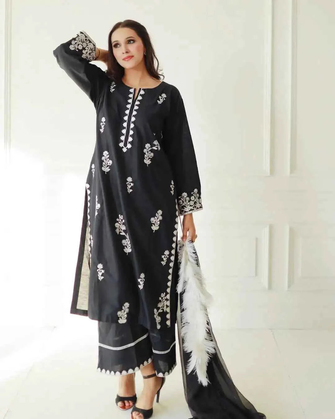 Delight - Stitched 2 pc