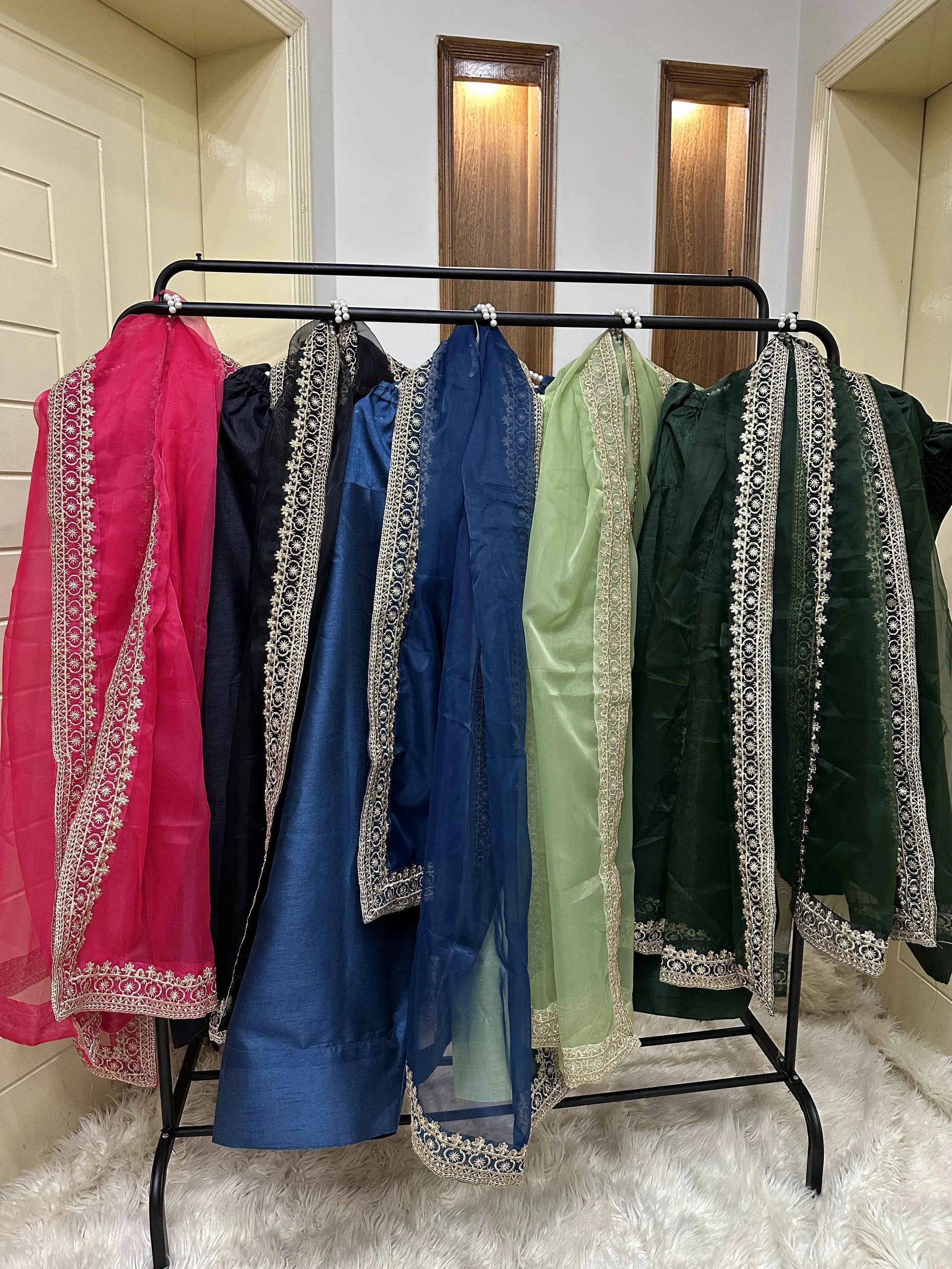 Farshi Shalwar Set - 3 pc Stitched
